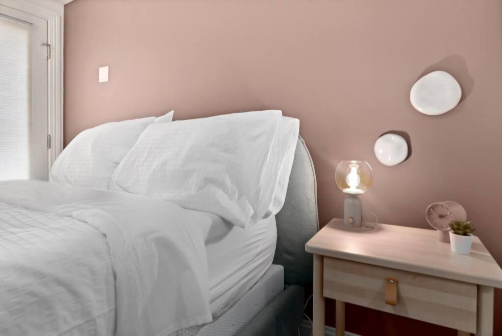 Upscale 2Br Apartment With Patio วอชิงตัน ภายนอก รูปภาพ