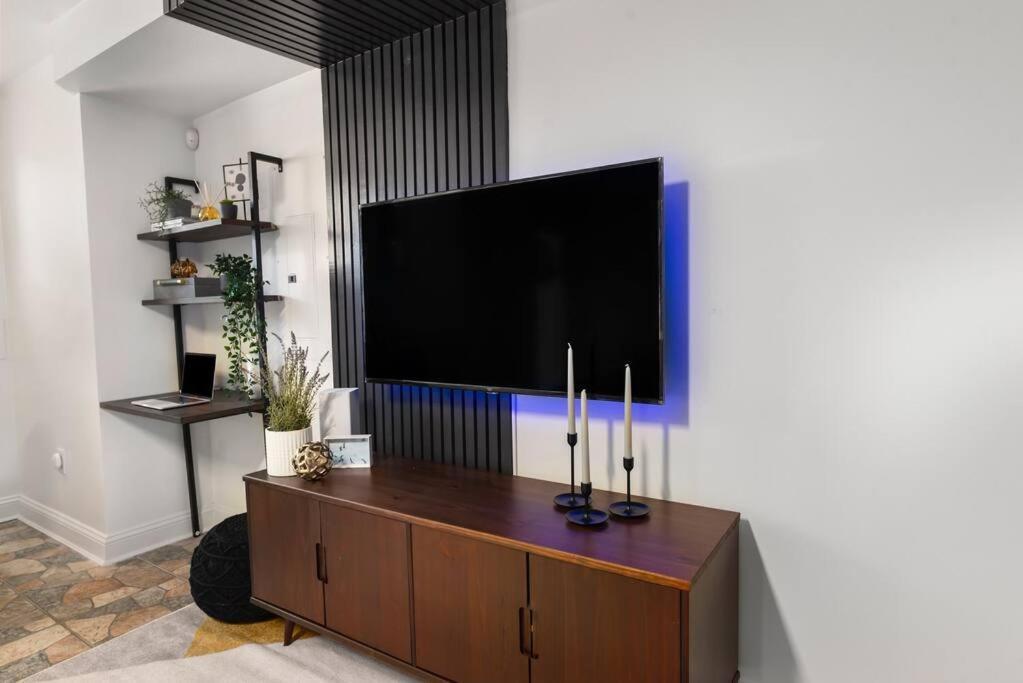 Upscale 2Br Apartment With Patio วอชิงตัน ภายนอก รูปภาพ