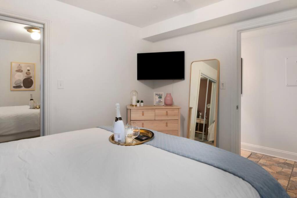 Upscale 2Br Apartment With Patio วอชิงตัน ภายนอก รูปภาพ